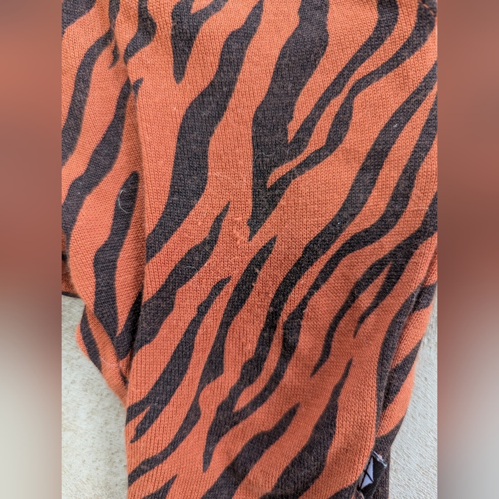 Kyte Jogger Set In Rust Tiger - Picture 3 of 5